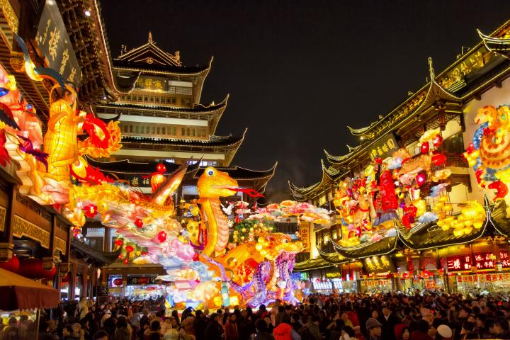 Celebra el Año Nuevo Chino 2023 en salones galera